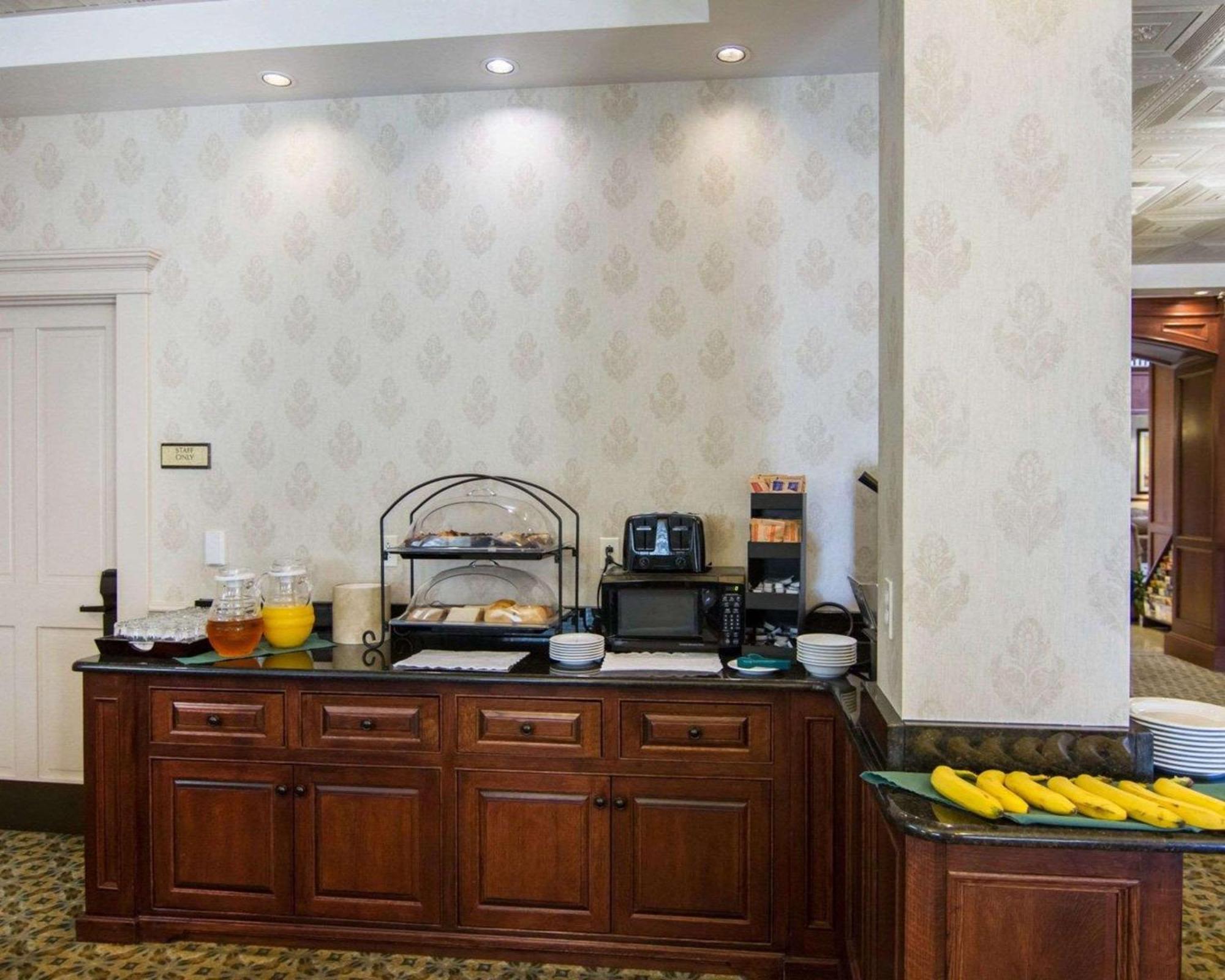 Liberty Hotel, Ascend Hotel Collection Cleburne Zewnętrze zdjęcie